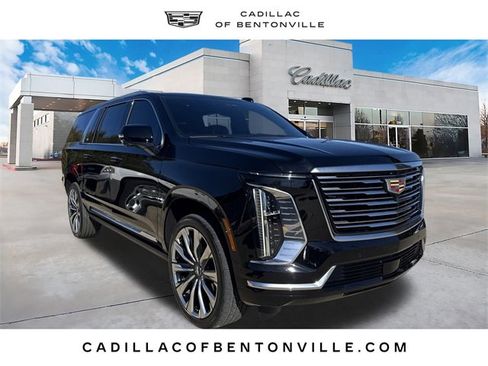 Certified 2025 Cadillac Escalade ESV Premium Luxury Platinum w/ LPO, Floor Liner Package image 1