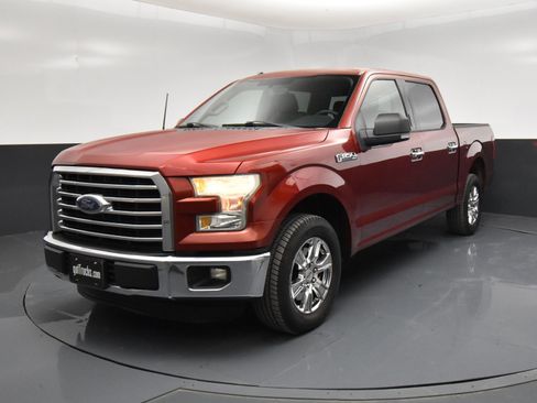 Used 2015 Ford F150 XLT w/ Equipment Group 302A Luxury image 2