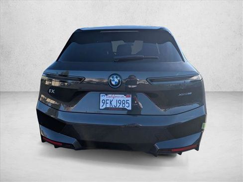 Certified 2023 BMW iX xDrive50 w/ Premium Package image 7