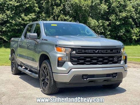 Used 2024 Chevrolet Silverado 1500 Custom w/ Turbomax Blackout Package AWD/4WD image 9