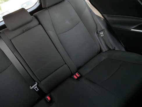 Certified 2021 Toyota RAV4 LE AWD/4WD image 14