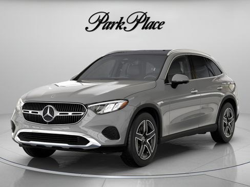 Used 2026 Mercedes-Benz GLC 300 4MATIC image 40