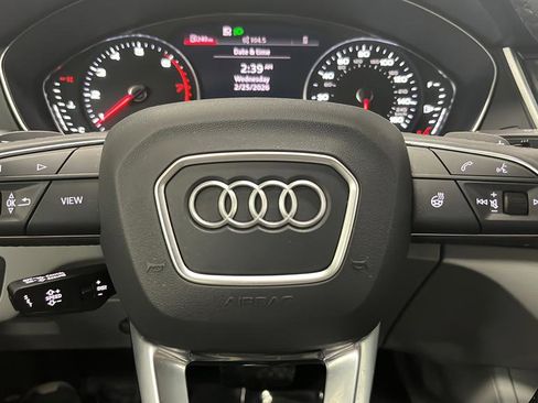 Used 2024 Audi Q5 2.0T Premium w/ Convenience Package image 26