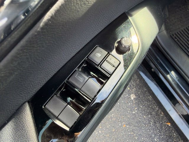 Used 2022 Toyota Prius LE FWD image 22