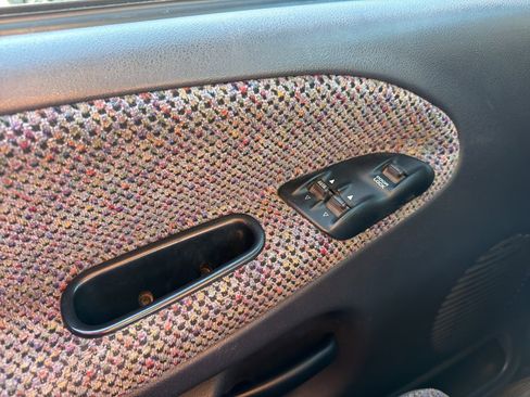 Used 2001 Dodge Ram 3500 Truck 4x4 Quad Cab image 13