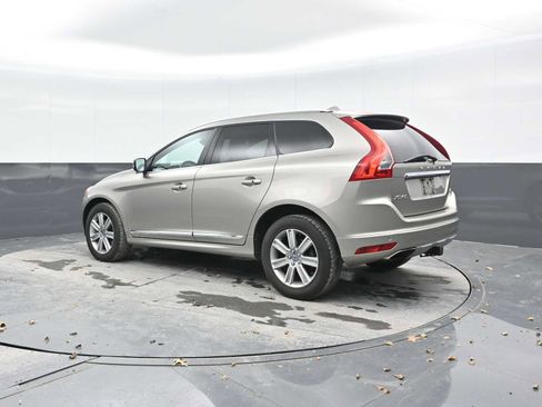 Used 2016 Volvo XC60 T6 w/ Proximity Package image 1