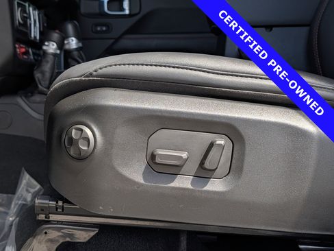 Used 2024 Jeep Wrangler Unlimited Rubicon image 23