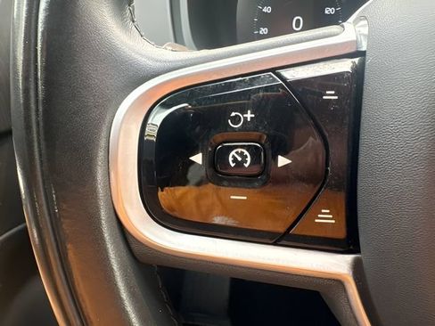 Used 2021 Volvo XC90 T6 Inscription w/ Lounge Package AWD/4WD image 12