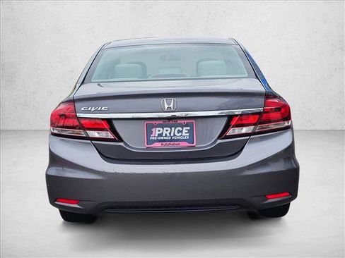 Used 2014 Honda Civic LX image 4