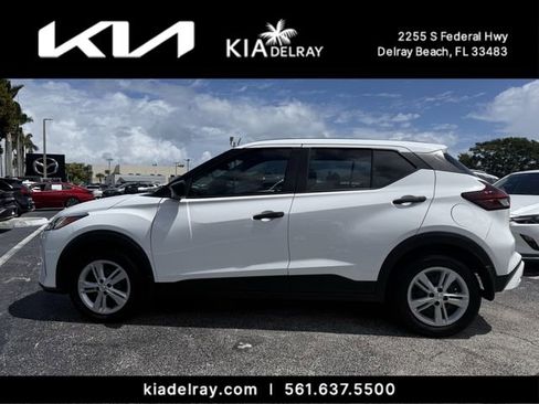 Used 2023 Nissan Kicks S image 5