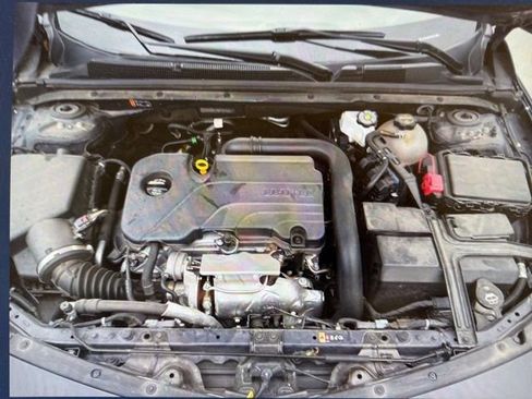 Used 2025 Chevrolet Malibu LT FWD image 14