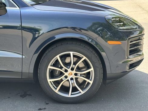 New 2026 Porsche Cayenne AWD/4WD image 9