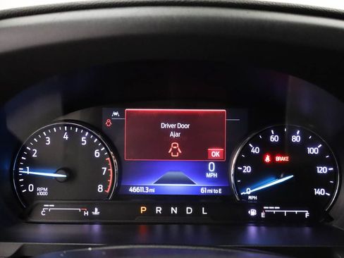 Used 2023 Ford Explorer XLT w/ Equipment Group 202A RWD image 7