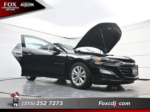 Used 2020 Chevrolet Malibu LT image 32