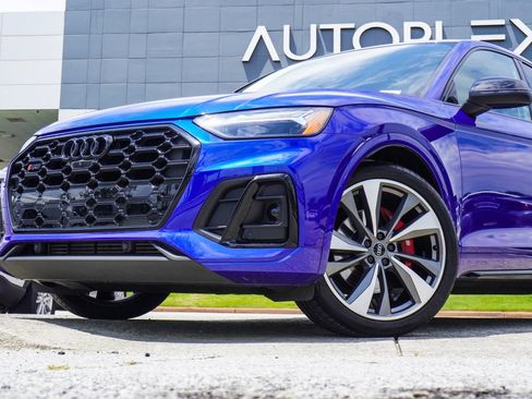 Used 2024 Audi SQ5 Premium Plus w/ S Sport Package AWD/4WD image 2