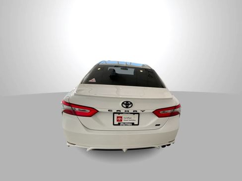Certified 2019 Toyota Camry SE FWD image 7
