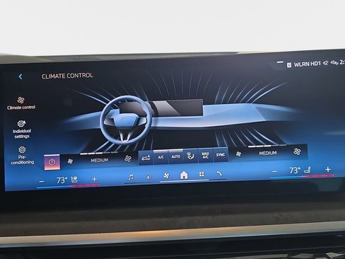 Certified 2025 BMW X7 xDrive40i image 22