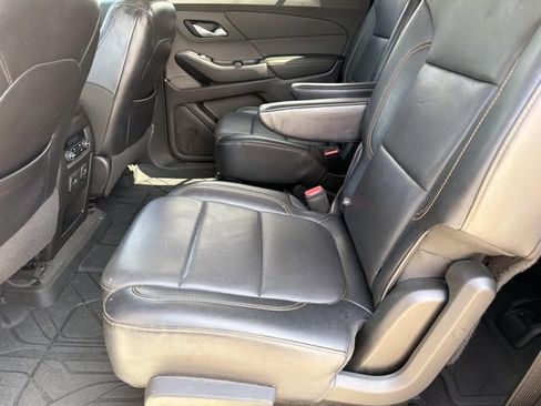 Used 2018 Chevrolet Traverse Premier w/ Redline Edition FWD image 29