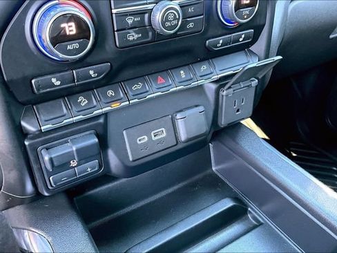 Used 2020 Chevrolet Silverado 1500 RST AWD/4WD image 16