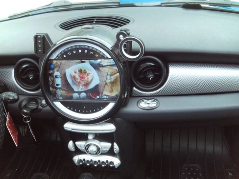 Used 2010 MINI Cooper S FWD image 27