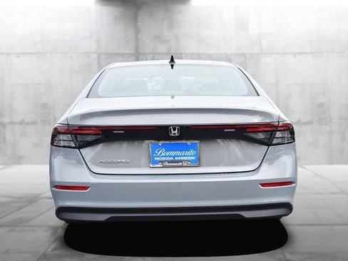 New 2025 Honda Accord SE image 6