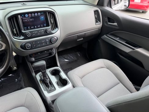 Used 2018 Chevrolet Colorado LT w/ LT Convenience Package image 40