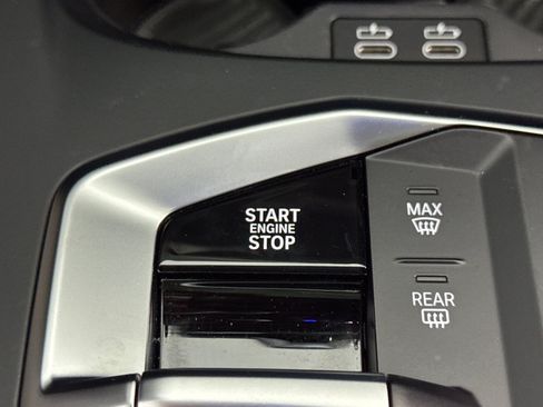 Used 2026 BMW 228i w/ Premium Package FWD image 17
