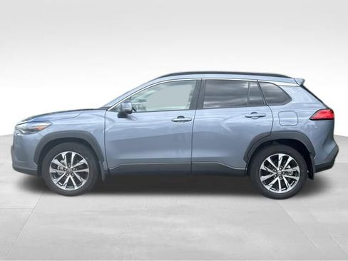 Certified 2023 Toyota Corolla Cross XLE AWD/4WD image 2