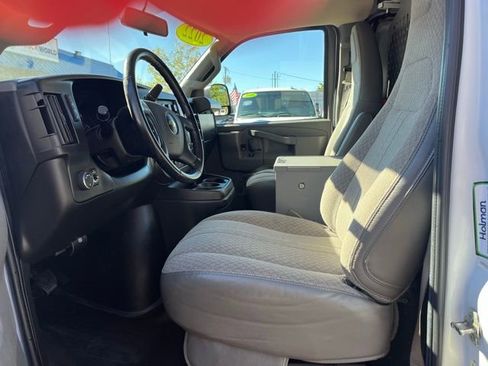 Used 2022 Chevrolet Express 2500 w/ Driver Convenience Package image 13