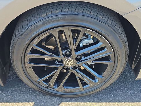 Used 2025 Toyota Camry SE w/ Multimedia Upgrade Package FWD image 10