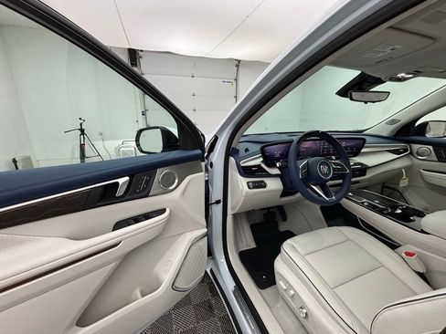 New 2026 Buick Enclave Avenir w/ Super Cruise Package image 19