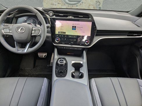 Certified 2026 Lexus RZ 450e AWD w/ Luxury Package image 20