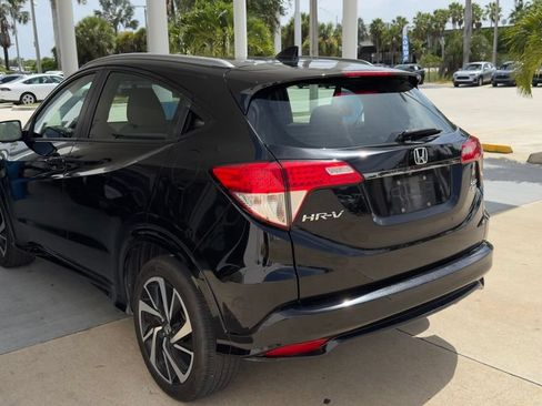 Used 2019 Honda HR-V Sport image 6