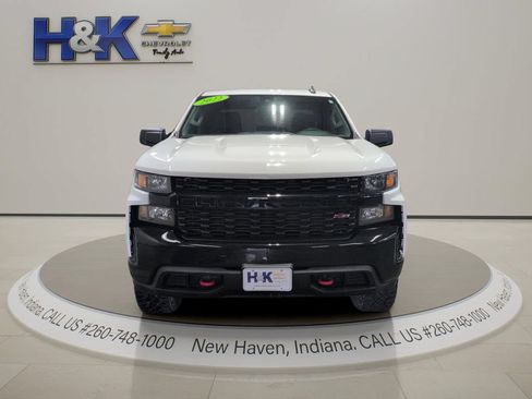 Used 2022 Chevrolet Silverado 1500 Custom Trail Boss w/ Safety Confidence Package AWD/4WD image 2