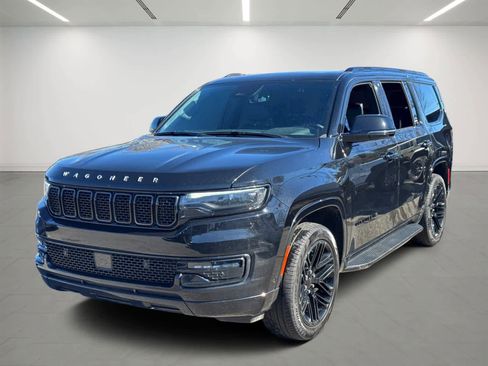 Used 2024 Jeep Wagoneer Series II image 1