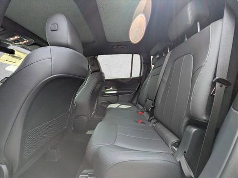 New 2026 Mercedes-Benz GLB 250 4MATIC image 16