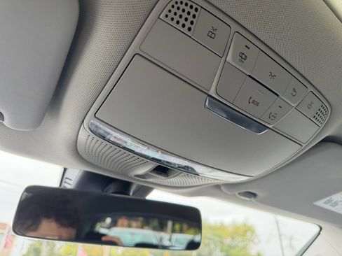 Used 2021 Mercedes-Benz GLC 300 4MATIC image 14