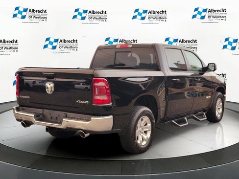 Used 2023 RAM 1500 Laramie AWD/4WD image 5