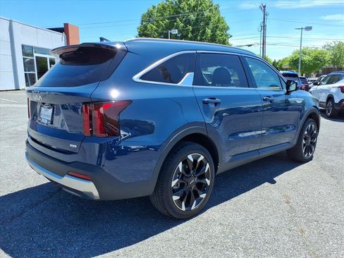 Used 2026 Kia Sorento EX AWD/4WD image 4