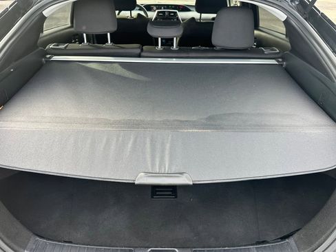 Used 2022 Toyota Prius LE image 48