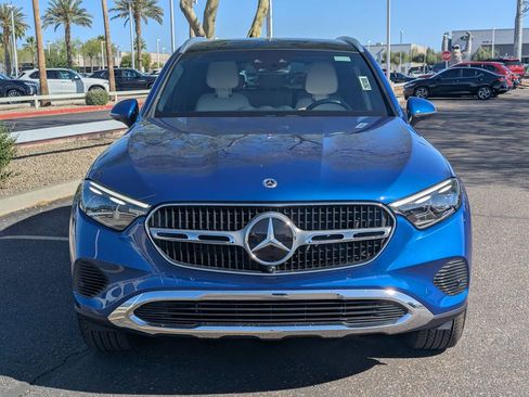 Used 2024 Mercedes-Benz GLC 300 4MATIC image 9