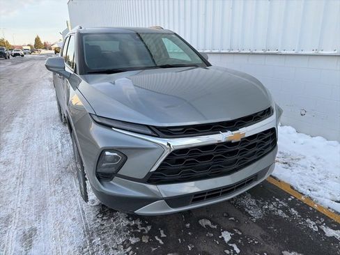 Used 2023 Chevrolet Blazer LT w/ Convenience Package image 3