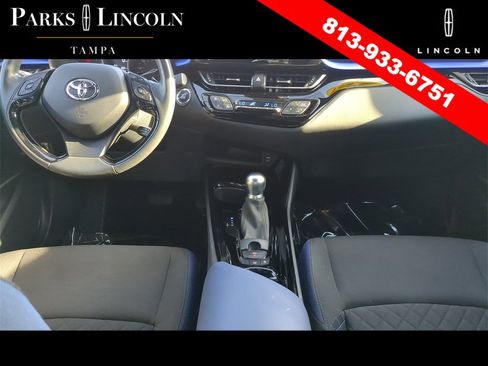 Used 2021 Toyota C-HR XLE image 12