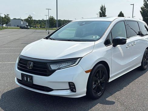 Used 2023 Honda Odyssey Sport image 15