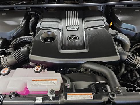 New 2026 Lexus LX 600 4WD w/ Luxury Package image 30