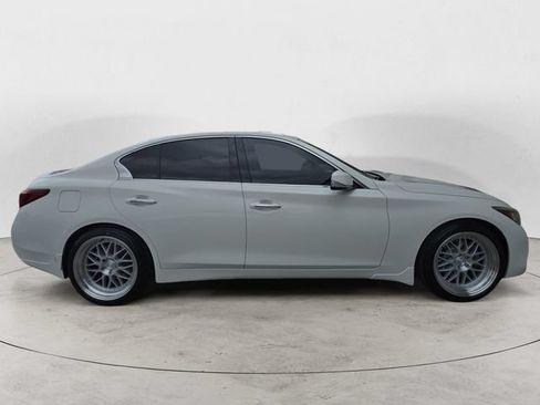 Used 2018 INFINITI Q50 Luxe w/ All Weather Package (L96) AWD/4WD image 4