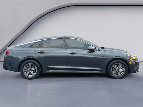 Used 2023 Kia K5 LXS image 6