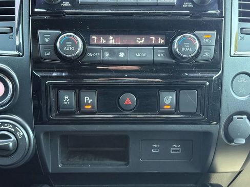 Used 2021 Nissan Titan PRO-4X w/ Off Road Protection Package AWD/4WD image 17