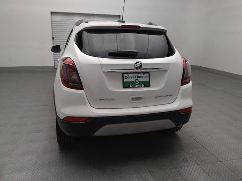 Used 2017 Buick Encore Essence FWD image 6