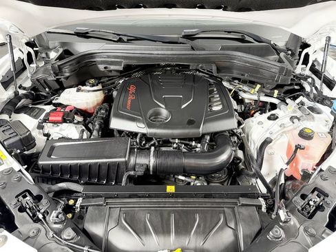 Used 2022 Alfa Romeo Stelvio Ti AWD/4WD image 22